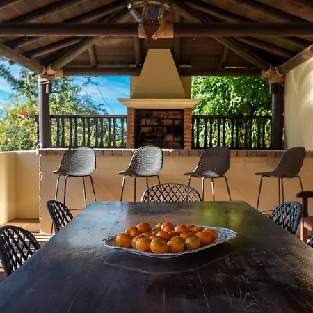 All About Casa Roca *
