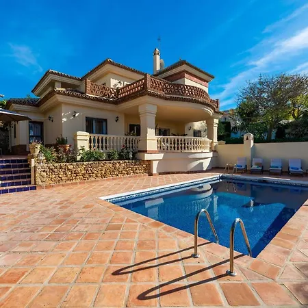 All About Casa Roca *